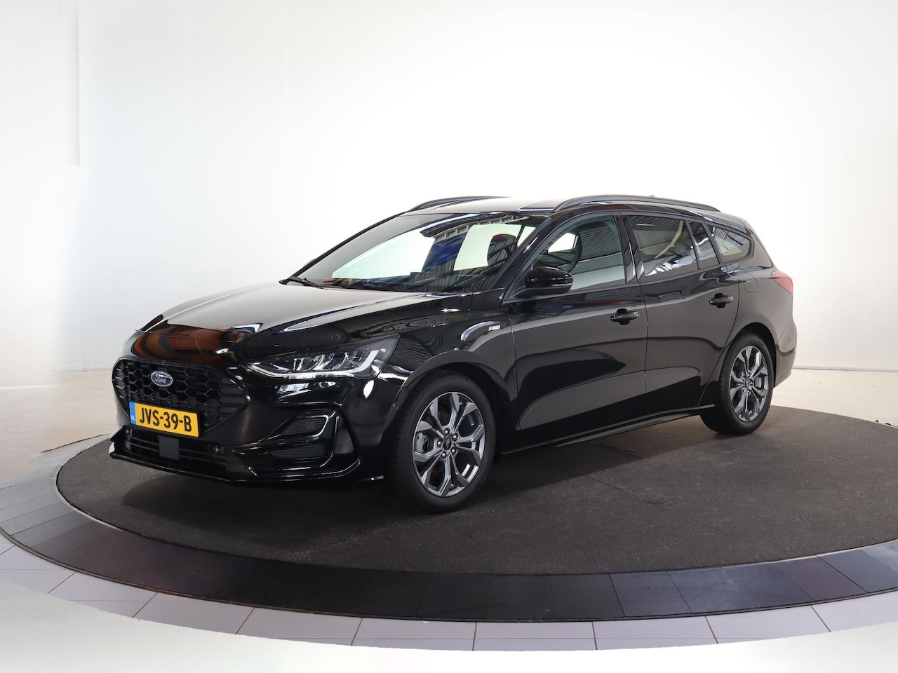Ford Focus Wagon - 1.0 EcoBoost Hybrid ST Line | Elekt. Wegklapbare Trekhaak | Winterpakket | Cruise Control - AutoWereld.nl