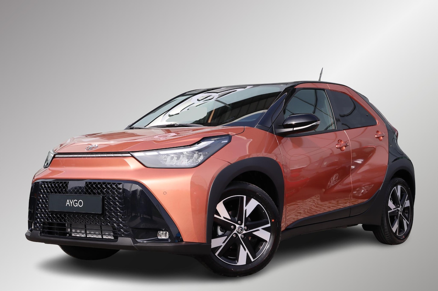 Toyota Aygo X - Hybrid 115 pulse Hybrid 115 pulse, Easy Pack, Parkeersensoren, Climate control, Keyless entry, Apple Carpla - AutoWereld.nl
