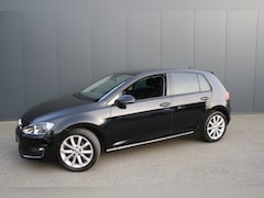 Volkswagen Golf - 1.2 TSI Highline - RIJKLAAR - NAVIGATIE - 2x PDC - 2e EIGENAAR