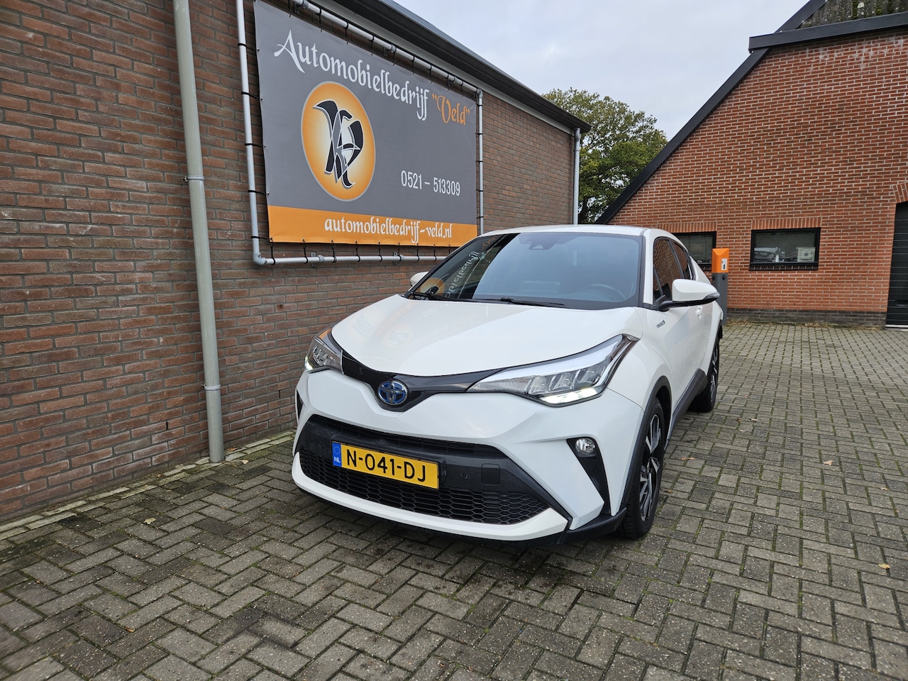 Toyota C-HR - 1.8 Hybrid Business Plus 1.8 Hybrid Business Plus - AutoWereld.nl