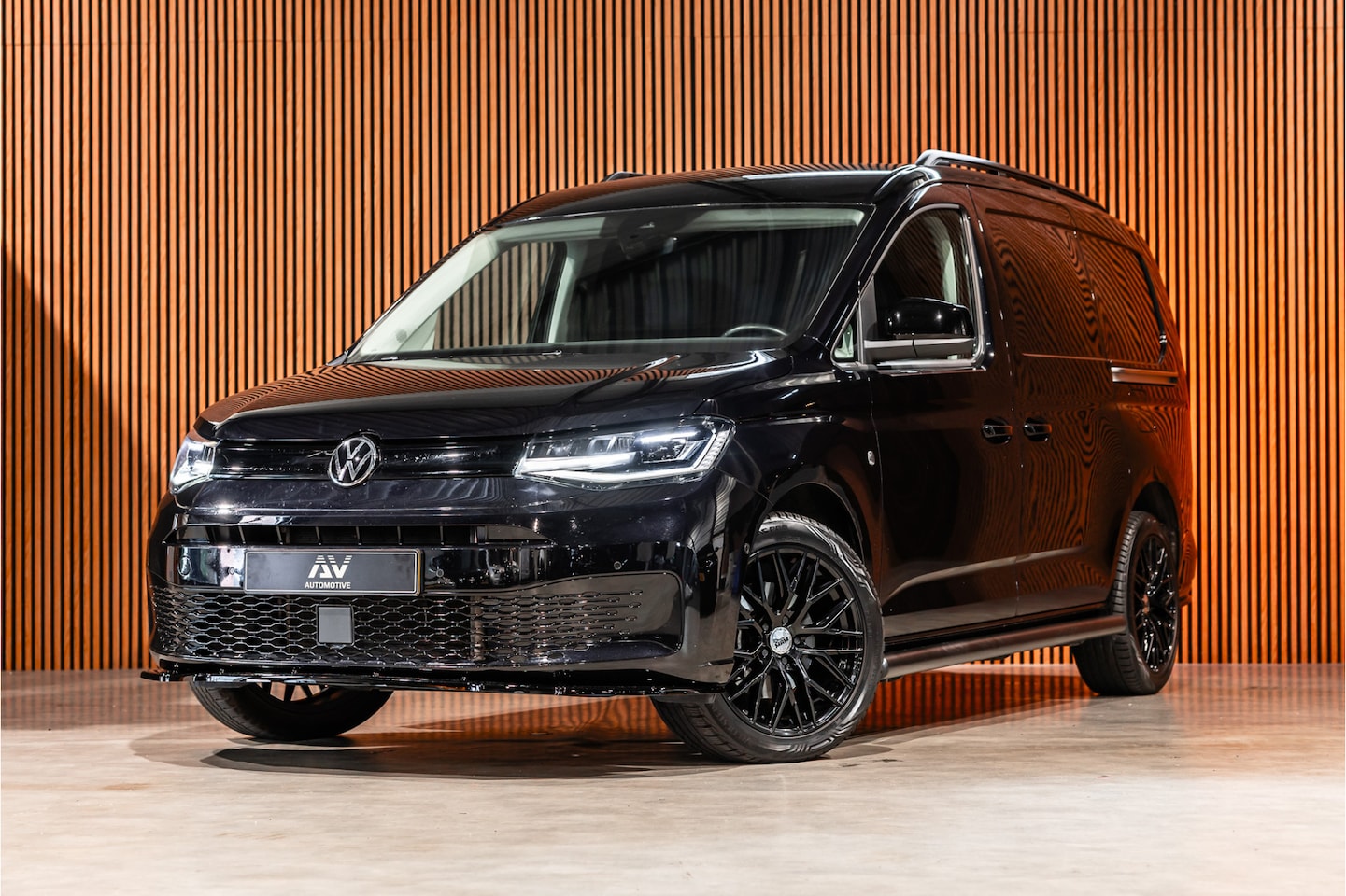 Volkswagen Caddy Cargo Maxi - 2.0 TDI DSG | ACC | Camera | Trekhaak | L+R Schuifdeur | CarPlay | Dodehoek detectie | Sto - AutoWereld.nl