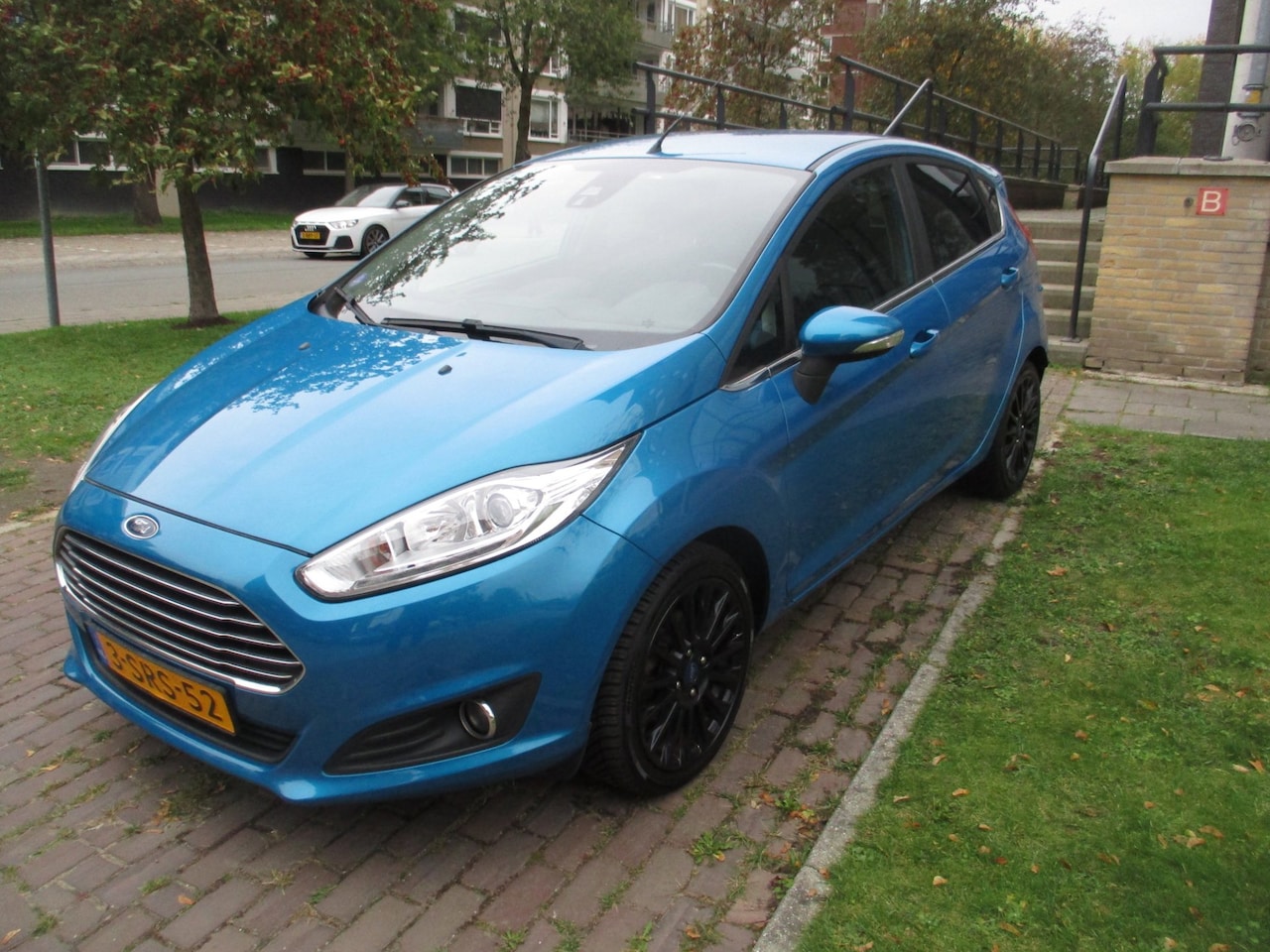 Ford Fiesta - 1.0 EcoBoost Titanium//RIEM VERVANGEN BIJ 130047KM// - AutoWereld.nl