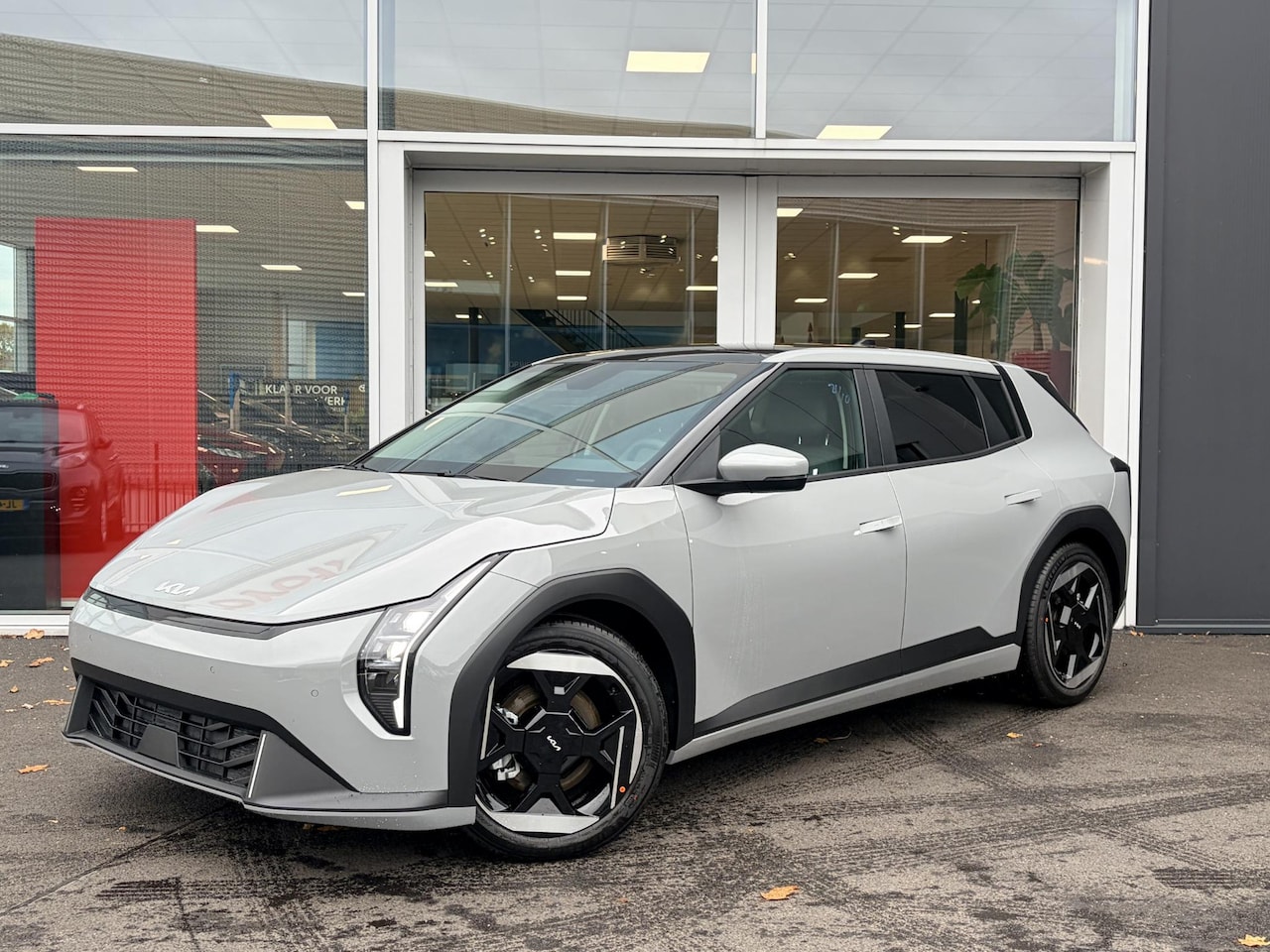 Kia EV4 - Plus Advanced 81.4 kWh Direct leverbaar!! | Rijklaarprijs incl. 3000 inruilpremie!! | Dode - AutoWereld.nl