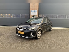Kia Stonic - 1.0 T-GDi 100PK MHEV DynamicPlusLine | Navigatie | Camera | Stoel/stuurverw. | Climate con