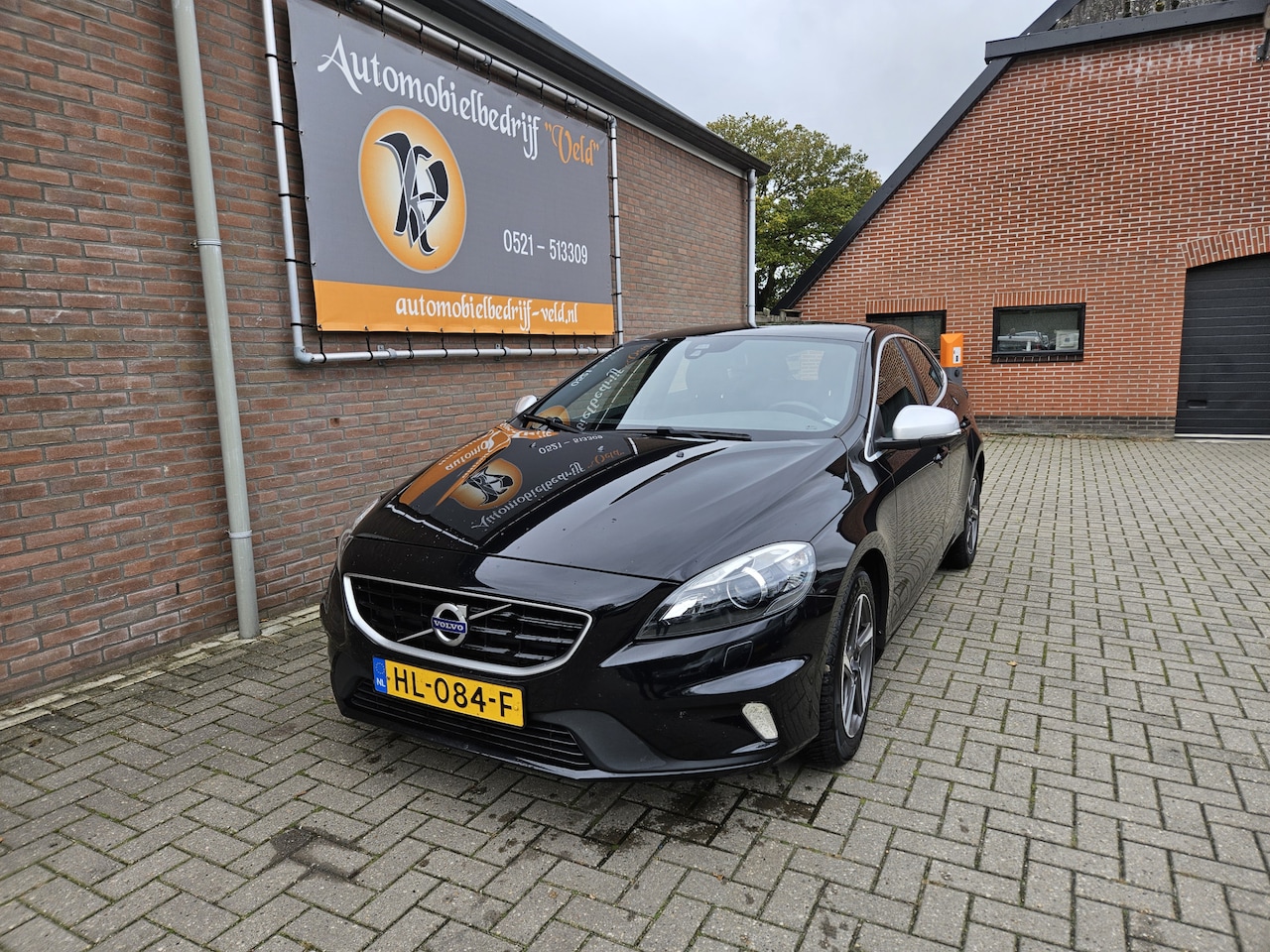 Volvo V40 - 2.0 D2 R-Design Business 2.0 D2 R-Design Business - AutoWereld.nl