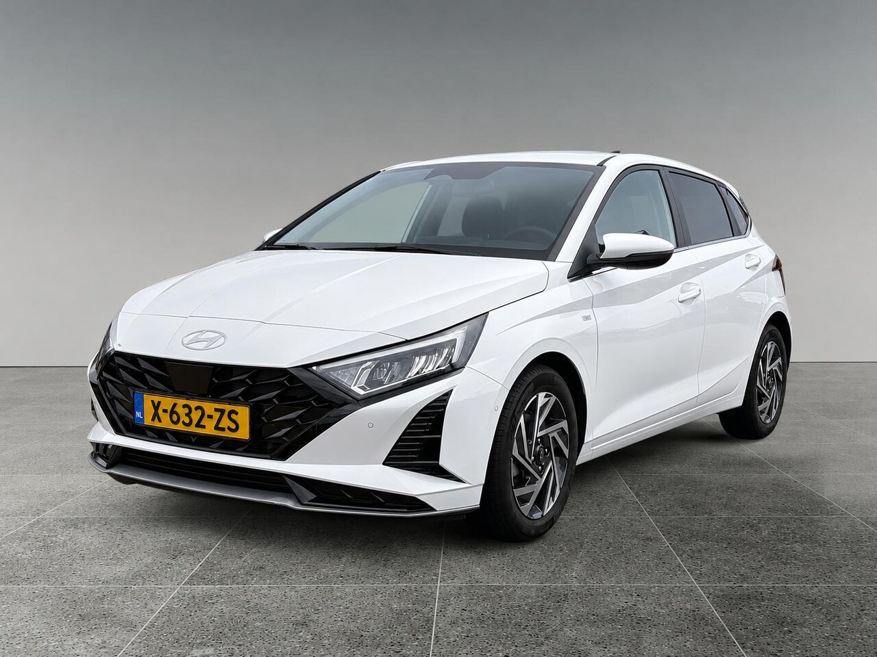 Hyundai i20 - Premium Sky 1.0 T-GDI 100pk | SCHUIF/KANTELDAK | 16'' BI-COLOR LM-VELGEN | KEYLESS ENTRY - AutoWereld.nl