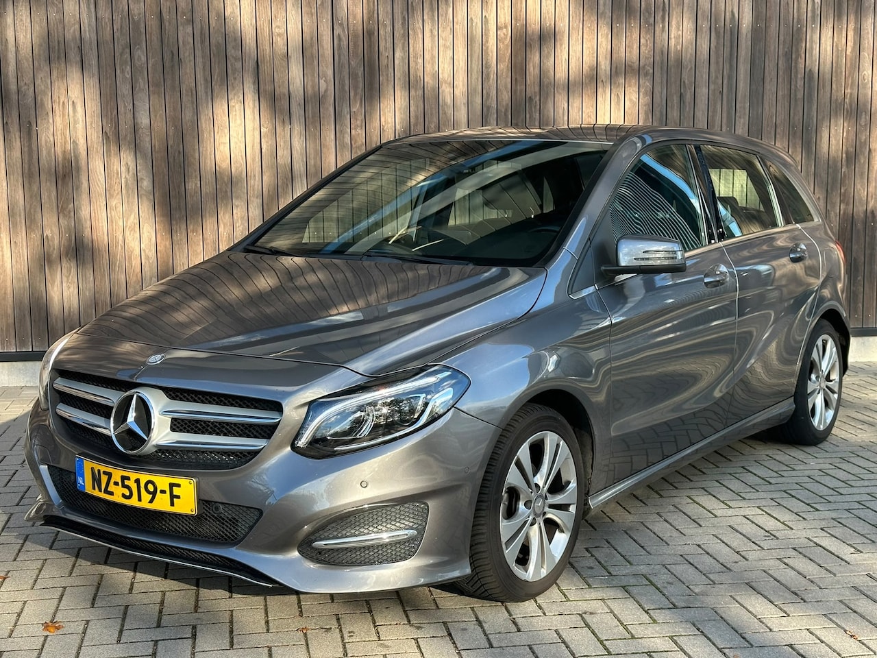 Mercedes-Benz B-klasse - 180 CDI Prestige | NAVI | LAGE KM | - AutoWereld.nl