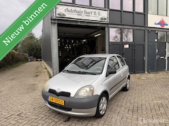 Toyota Yaris - 1.0-16V VVT-i Stuurbekrachtiging Nieuwe APK NAP Logisch