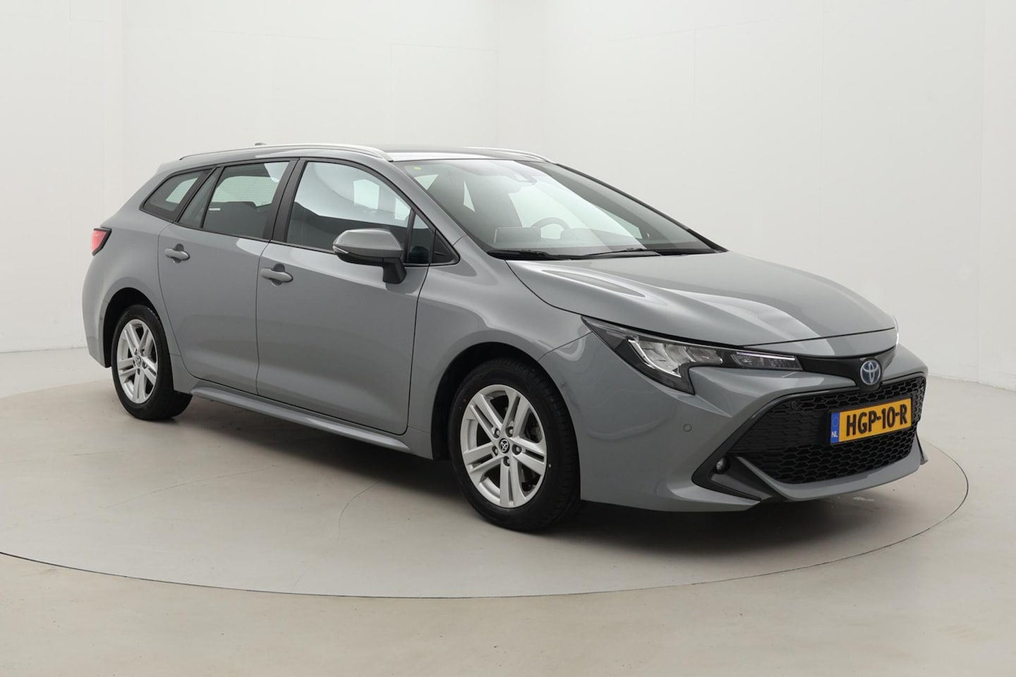 Toyota Corolla Touring Sports - Hybrid 140 Business | Apple Carplay / Android Auto | Stoelverwarming | Parkeersensoren voo - AutoWereld.nl