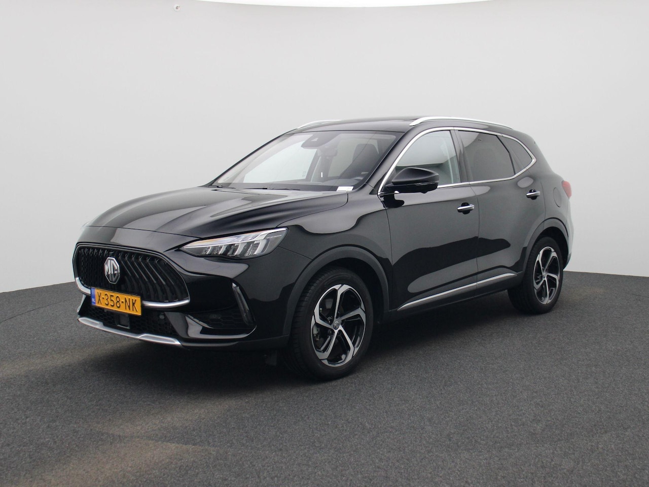 MG EHS - 1.5 TGDI PHEV Aut. Luxury Pano dak | 360 Camera | Carplay | Adaptive CC - AutoWereld.nl