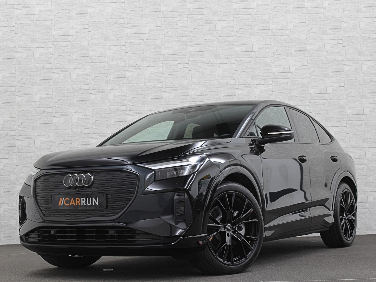 Audi Q4 Sportback e-tron - 40 S-Line 77 kWh | #RS-Leder | Sportstoelen | Carbon | ACC | Drive Select | Sfeerverlichti - AutoWereld.nl