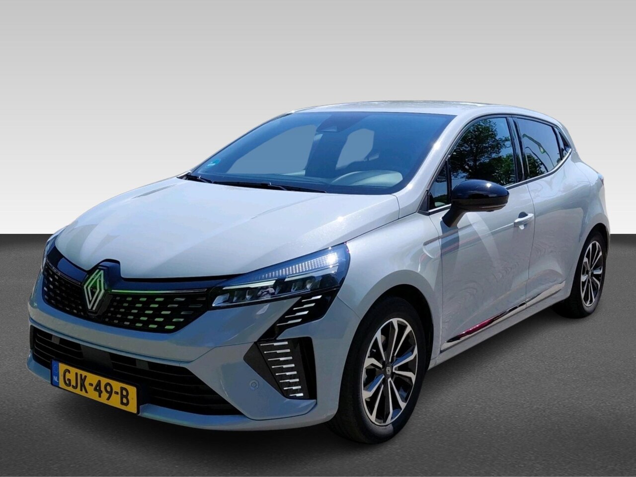 Renault Clio - 1.6 E-Tech Full Hybrid 145 techno | 1. trekhaak - AutoWereld.nl
