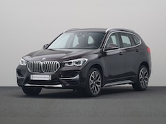 BMW X1 - sDrive20i Orange Edition High Executive | Harman-Kardon | Achteruitrijcamera | verwarmde v