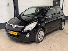 Hyundai i20 - 1.4i DynamicVersion