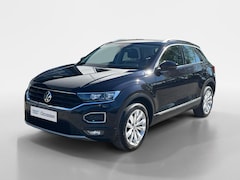Volkswagen T-Roc - 1.5 TSI Sport | Apple Carplay en Androis Auto | Adaptieve Cruise Control | Stoelverwarming