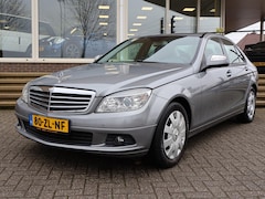 Mercedes-Benz C-klasse - 200 CDI 136 PK AUT. BUSINESS CLASS + TREKHAAK | NAVIGATIE | ORIG. NL