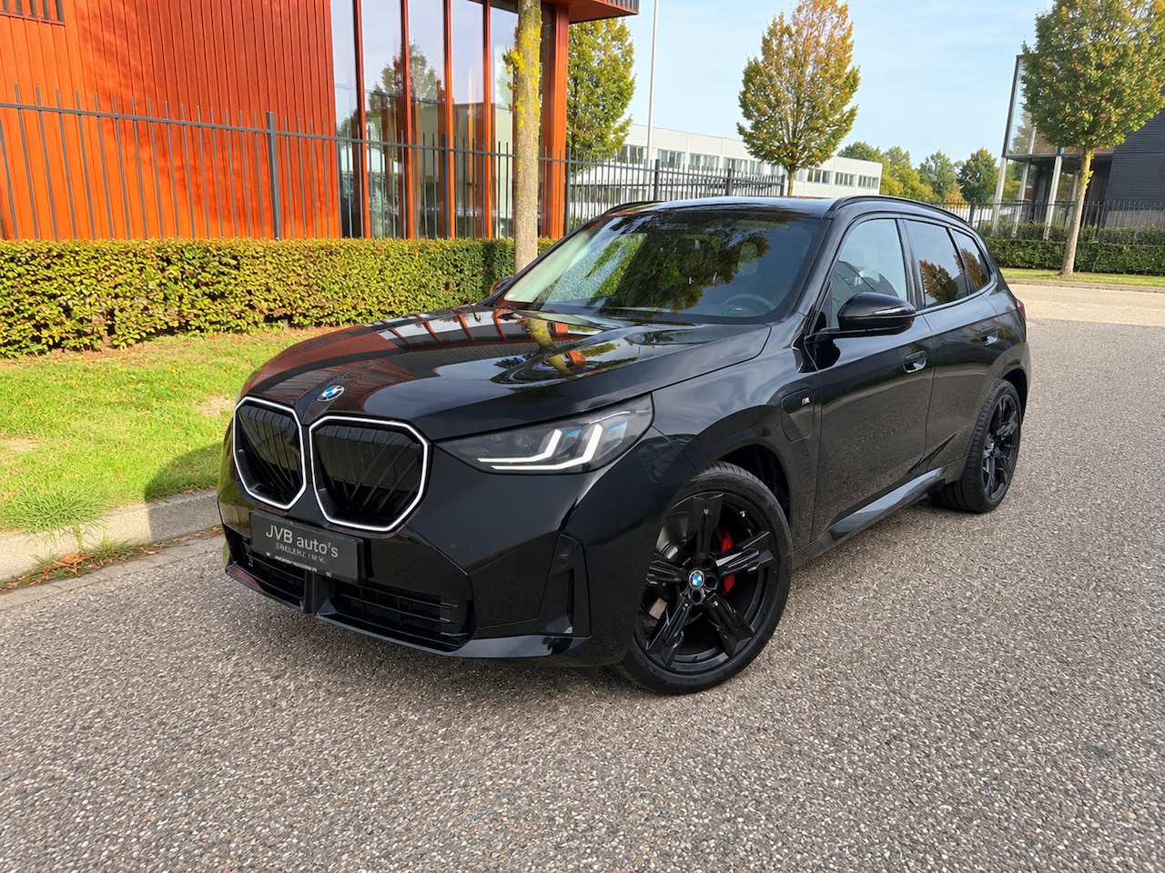 BMW X3 - 30e xDrive M-Sport PRO, trekhaak, H&K, Merino leder - AutoWereld.nl