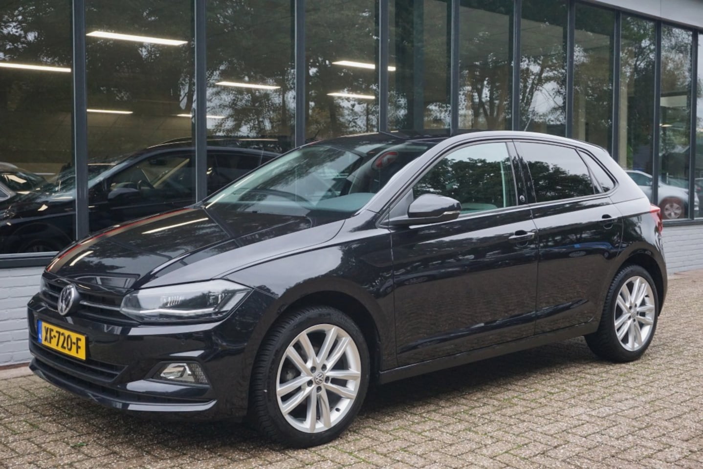 Volkswagen Polo - 1.0 TSI Beats App-Connect/Navi/Pdc! - AutoWereld.nl
