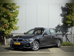 BMW 3-serie Touring - 330e xDrive M-Sport 292 pk | Panoramadak | Elektr. Sportstoelen met Memory | Elektr. Trekh