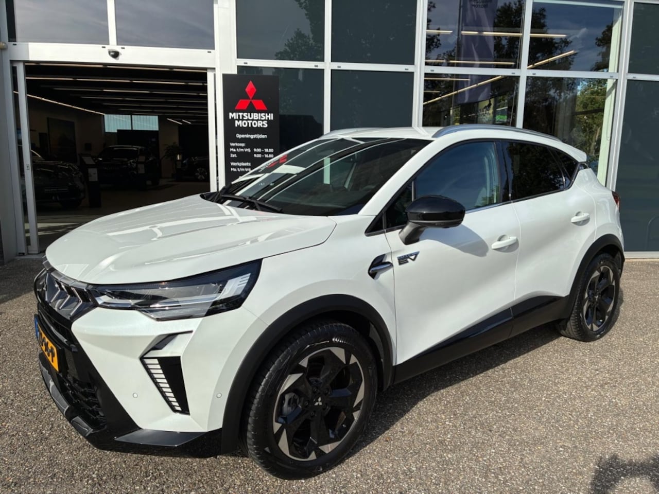 Mitsubishi ASX - 1.8i HEV Executive White - AutoWereld.nl