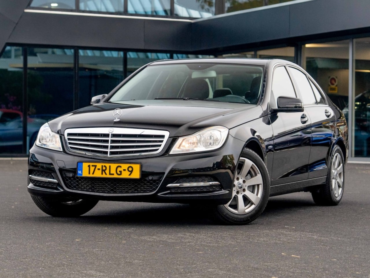 Mercedes-Benz C-klasse - C 180 CGI BlueEfficiency - AutoWereld.nl