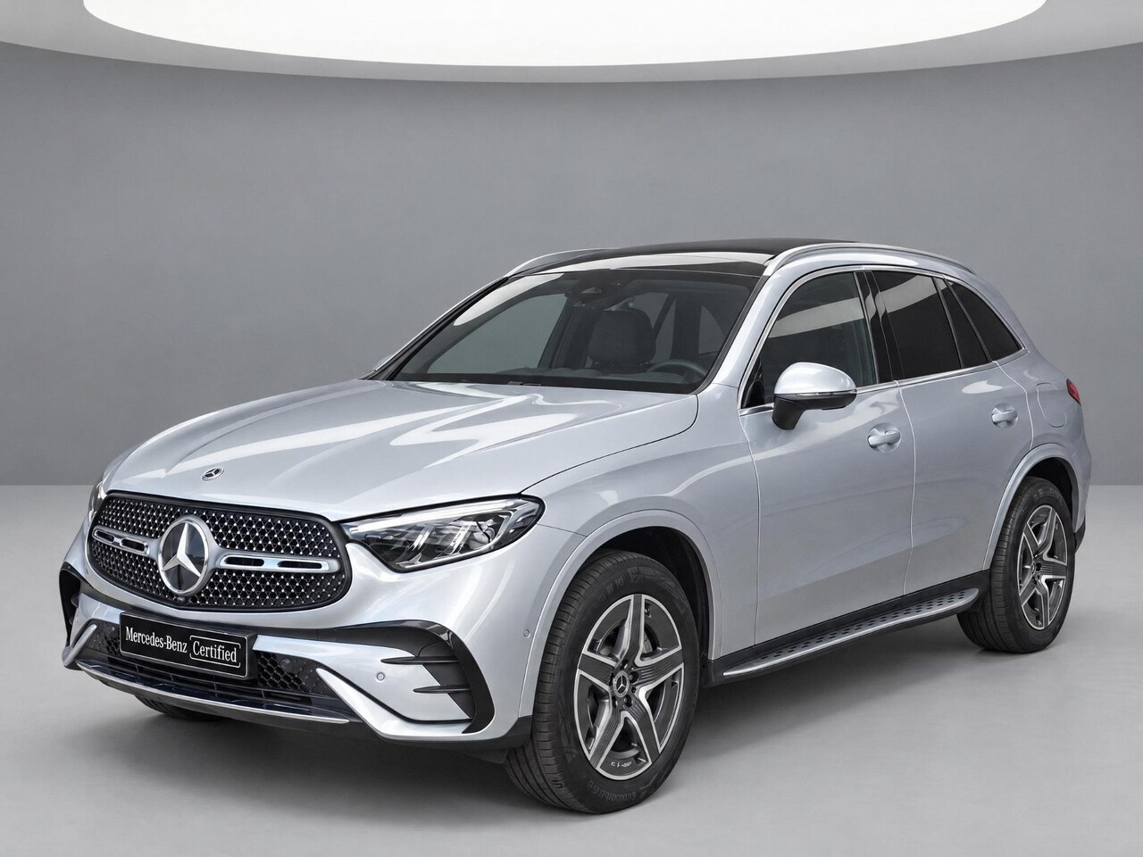 Mercedes-Benz GLC-klasse - 300e 4MATIC AMG Line | Trekhaak | Panoramadak | Achteruitrijcamera | Apple CarPlay - AutoWereld.nl