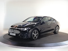 Mercedes-Benz CLA-Klasse - 200 Business Solution AMG 58 kWh | Panoramadak | Premium Plus | Burmester | Superscreen |
