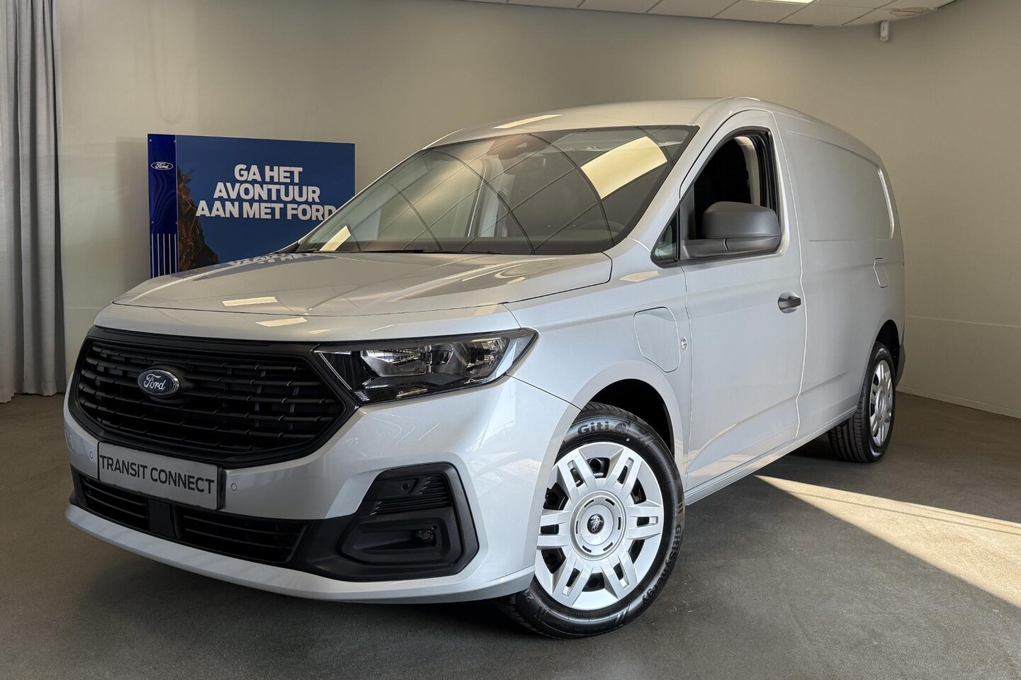 Ford Transit Connect - 1.5 EcoBoost PHEV L2 Trend Uit voorraad leverbaar - AutoWereld.nl