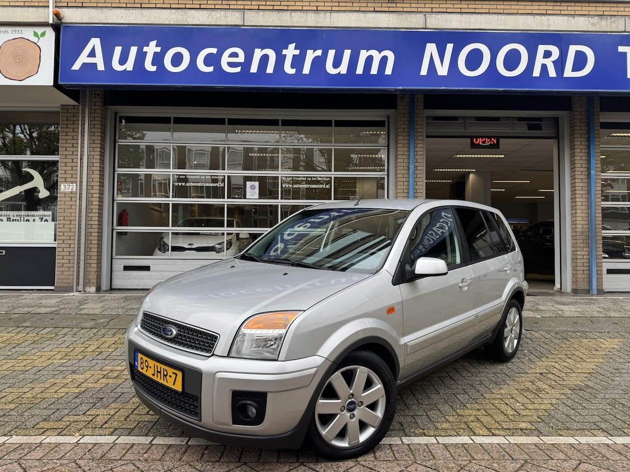 Ford Fusion - 1.6-16V Futura + Automaat 32398KM! NAP | Nieuwe Distributieriem | 1e Eigenaar | Airco | 5 - AutoWereld.nl