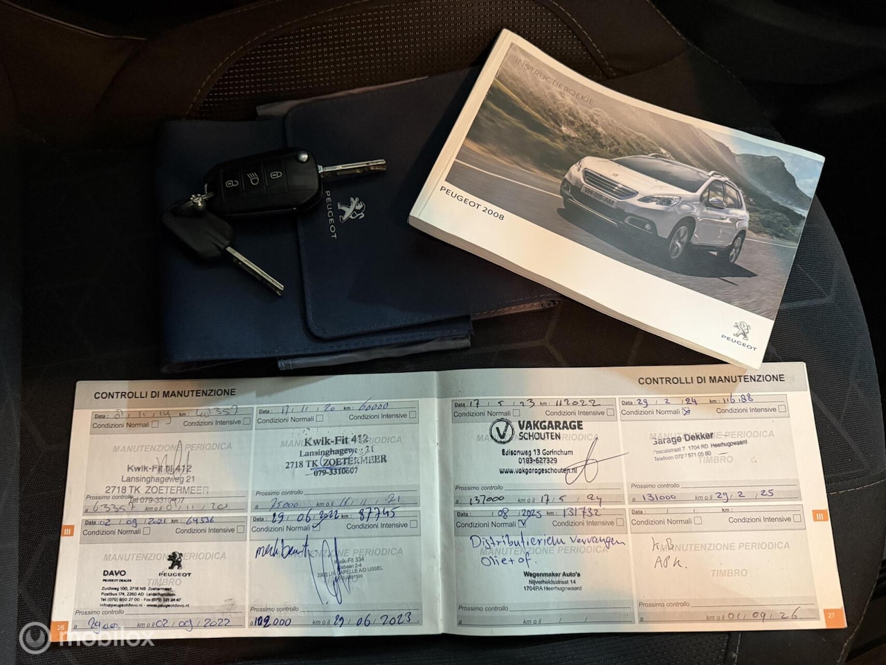 Peugeot 2008 - 1.2 PureTech Style Apk - Airco - Achteruitrijcamera - Cruise