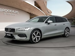 Volvo V60 - T6 AWD Plug-in Essential | Trekhaak | PDC V+A en camera | Stoel + Stuurverwarming | Extra