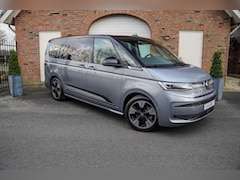 Volkswagen Multivan - 1.5 eHybrid 245pk L2 EDITION 4Motion Leder Trekhaak Area view 19'' Lichtmetalen velgen