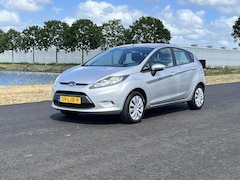 Ford Fiesta - 1.25 Limited Airco, trekhaak