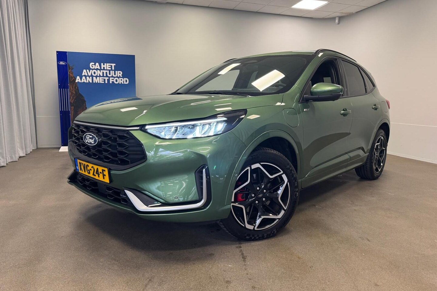 Ford Kuga - 2.5 PHEV ST-Line X | Winter Pack | 19 Inch | B&O Audio | Adaptive Cruise | BLIS | Navi | E - AutoWereld.nl