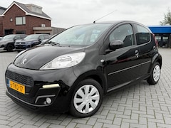 Peugeot 107 - 1.0 ACTIVE AUTOMAAT SLECHTS 18883KM +NAP NL AUTO 5 DEURS