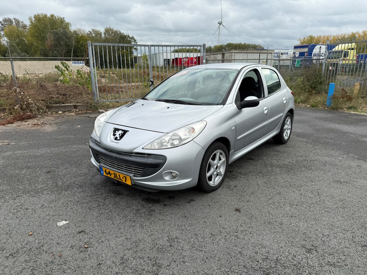 Peugeot 206 - 1.4 XS LEUKE AUTO RIJDT EN SCHAKELT GOED - AutoWereld.nl