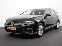Volkswagen Passat Variant - 1.4 TSI PHEV GTE Adaptive Cruise Control Lane Assist Keyless Go Navigatie Camera Massage S