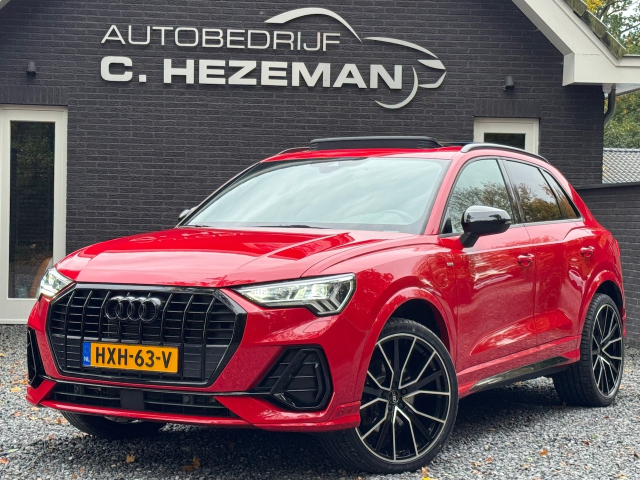 Audi Q3 - 45 TFSI e 3 X S Line Competition RS Wielen 21'' Panoramadak Virtual Cockpit BOMVOL - AutoWereld.nl