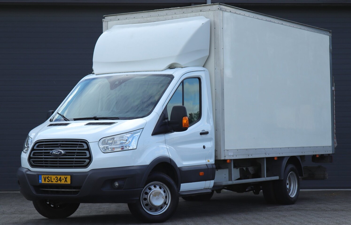 Ford Transit - 350 2.0 TDCI L4H1 Ambiente 350 2.0 TDCI L4H1 Ambiente - AutoWereld.nl