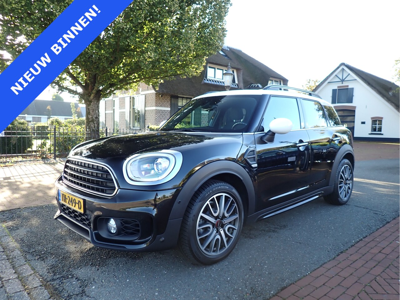 MINI Countryman - 1.5 Cooper JCW-PACK / HARMON&KARDON / CARPLAY / SPORTSTOEL / - AutoWereld.nl