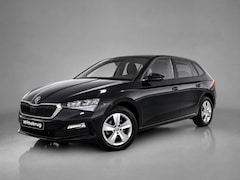 Skoda Scala - 1.0 TSI Ambition / Cruise controle / Lichtmetaal 16 inch / Parkeersensoren achter /