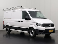 Volkswagen Crafter - 2.0TDI L3H2 Imperiaal | trekhaak | Kastinrichting | Navigatie | Multimedia | Camera | 3-Zi