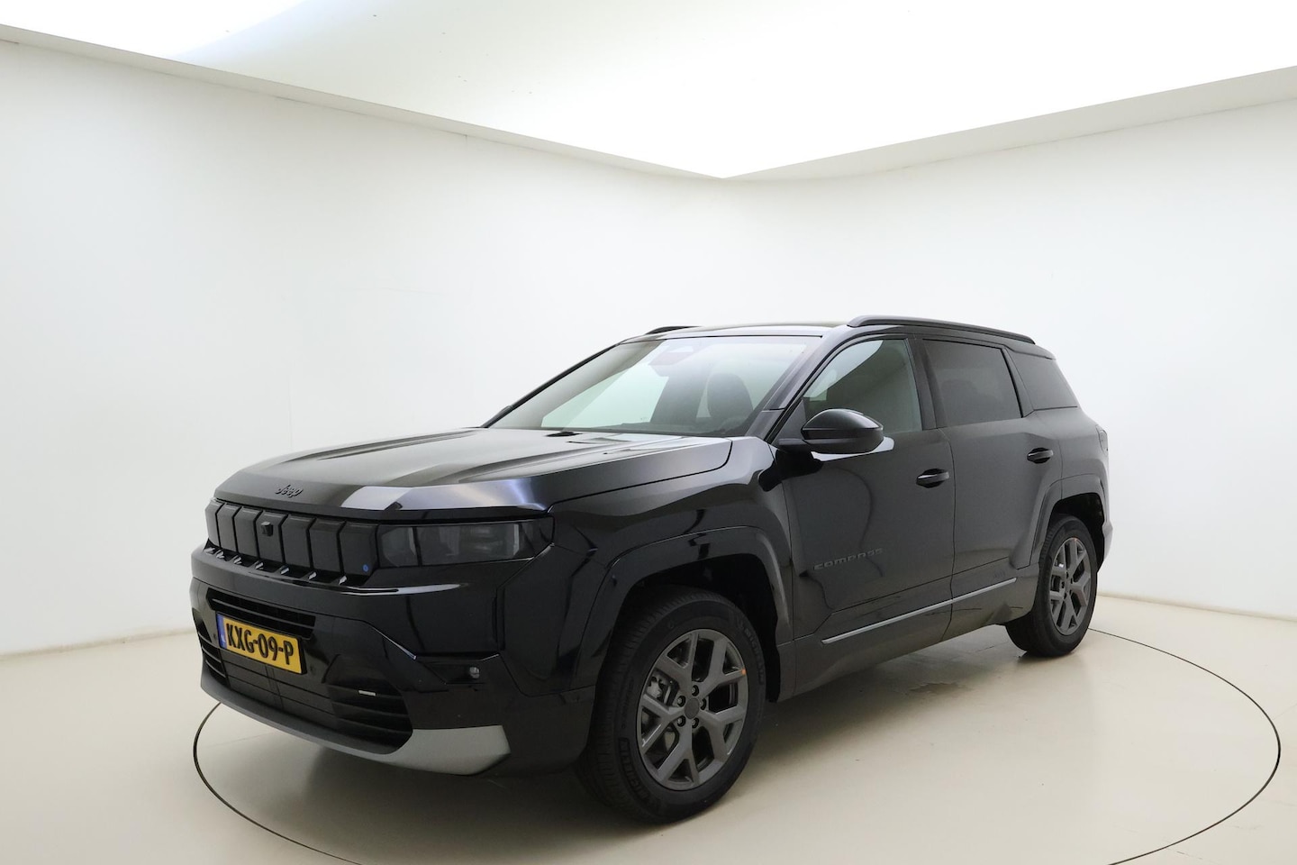 Jeep Compass - 1.2 e-Hybrid Summit Automaat | Panoramisch Schuifdak | Navigatie | DEMO | 2+6 jaar garanti - AutoWereld.nl