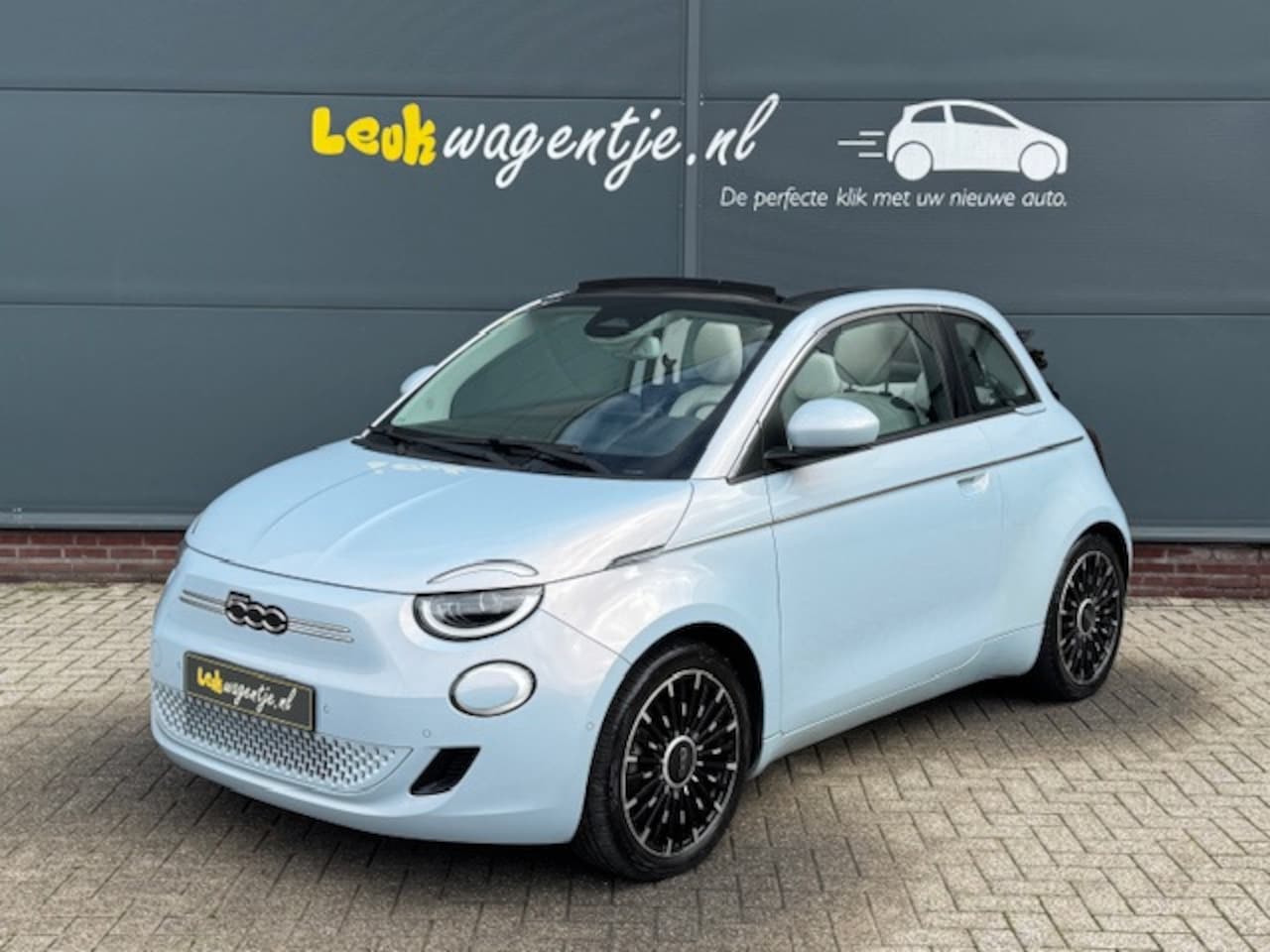 Fiat 500 C - La Prima 42 kWh Cabrio *alle opties *dealeronderhoud - AutoWereld.nl