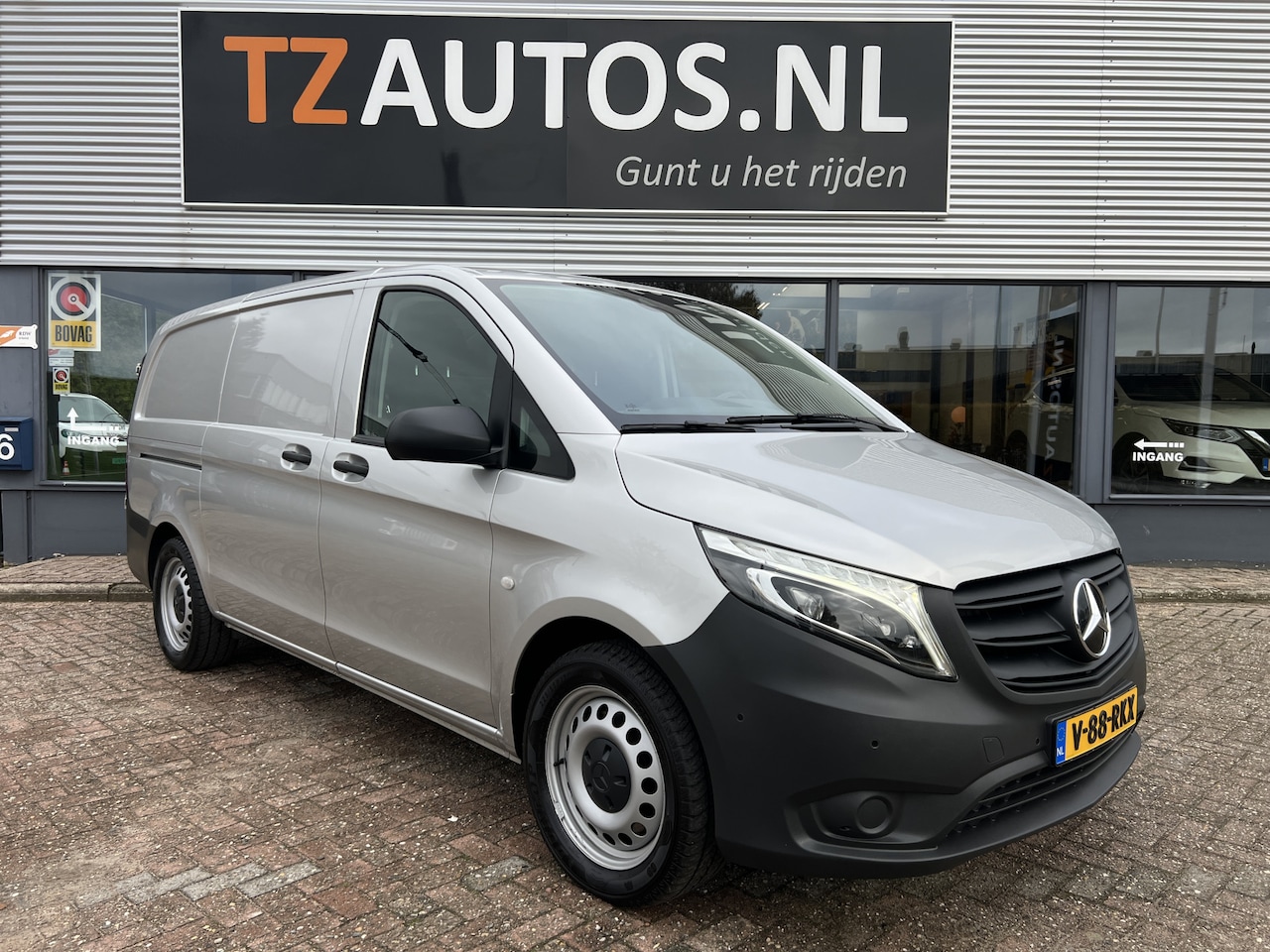 Mercedes-Benz Vito - 114 CDI Lang Led/Navi/Inrichting/Vol - AutoWereld.nl