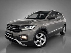 Volkswagen T-Cross - 1.0 TSI Style / Digitaal dashboard / Navigatie / App connect / Camera / Parkeersensoren V+