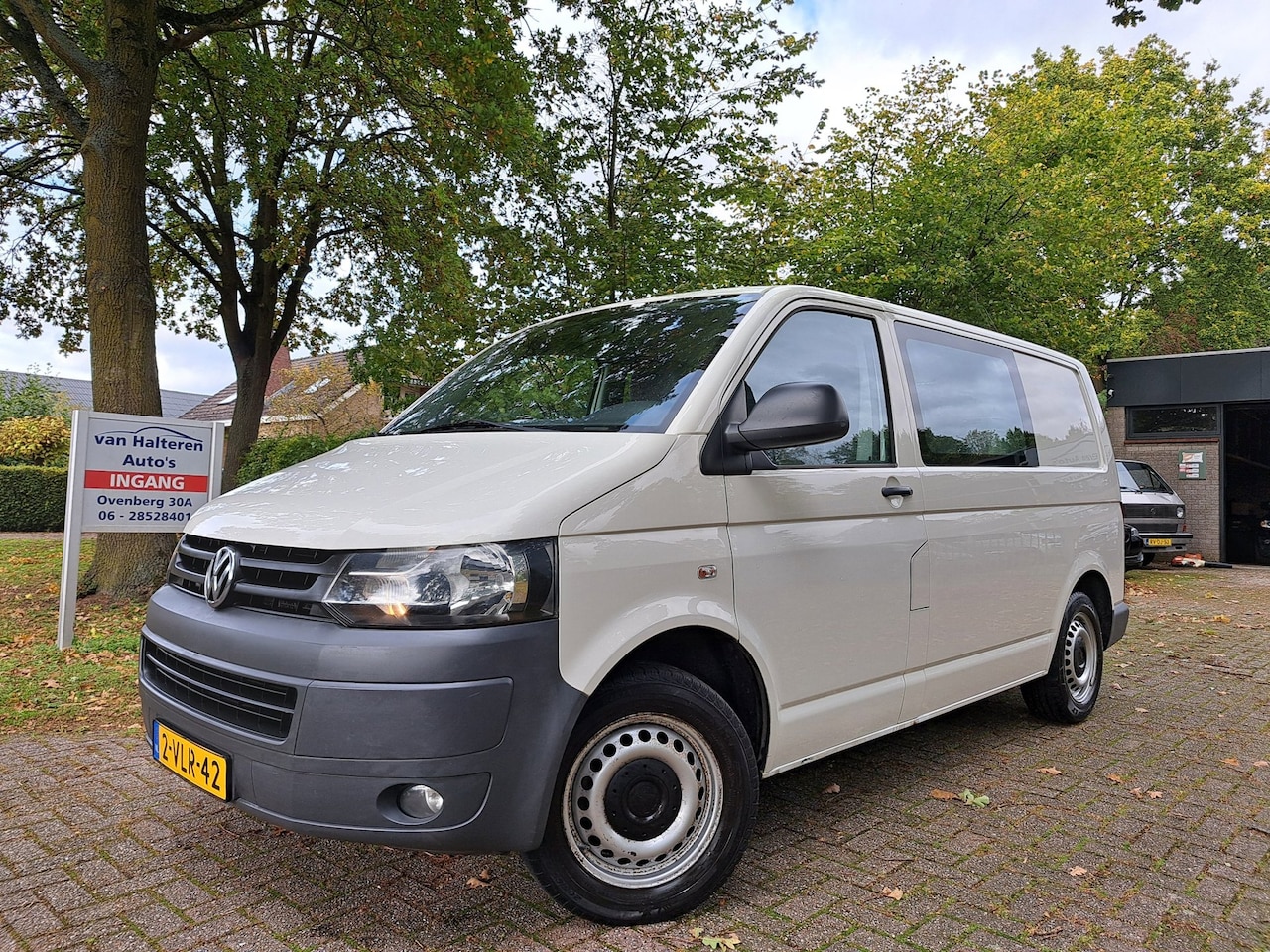Volkswagen Transporter - 2.0 TDI Airco Navi Dubbele Cabine - AutoWereld.nl