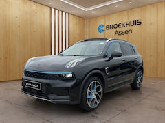 Lynk & Co 01 - 1.5 | Trekhaak | 360 Camera | Stoelverwarming | Panoramadak | Memory Stoelen | BLIS | Keyl
