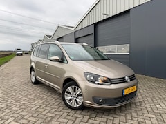 Volkswagen Touran - 1.6 TDI Highline BlueMotion Life 7pers Navi/Cruise