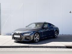 BMW 4-serie Coupé - 430i High Executive M-Sport 19 Inch / Glazen Schuifdak / Stuur & Stoelverwarming / Getinte